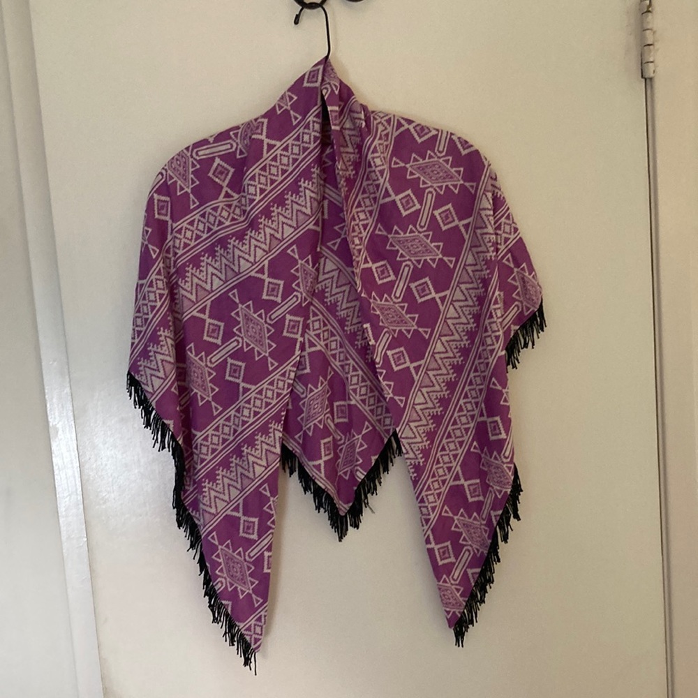 Prova Shawl 100 % Silk Pink Design with Black Bead Fringe  Bergdorf Goodman NWT